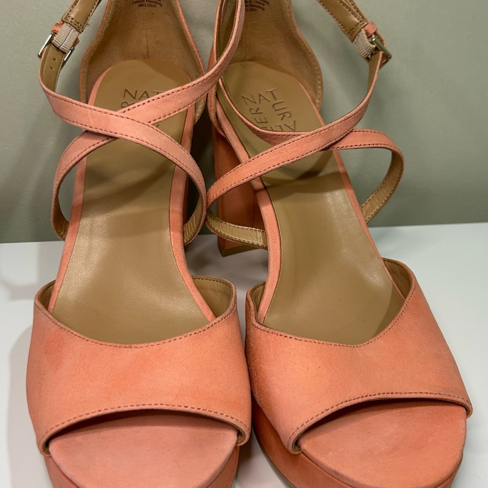 Naturalizer Melody 11W Coral Suede Platform Block Heel Sandals